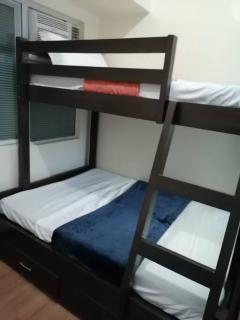 Cozy Home beside mall,MRTBoniEDSA - Manila - 7