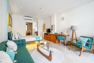 AQ-VA Hotel & Villas Seminyak - Legian - 1