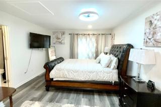 Elegant Oasis Townhome, 10 Mi to Downtown, near Airport - Atlanta - 7