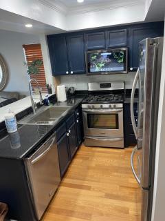 Central LA GATED Community 4 beds home - Commerce - 1