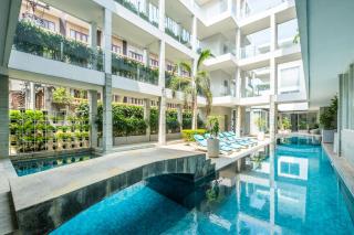 AQ-VA Hotel & Villas Seminyak - Legian - 2