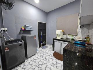 Homestay Una Kangar - Kangar - 2