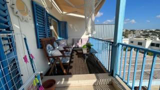 Modern Seaview Apartment - 5