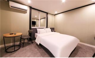 Gamdong Hotel - Busan - 5