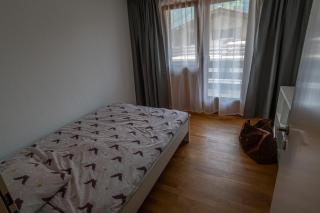Spacious flat with excellent location & parking - Reichenbach - 1