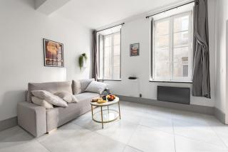 Appartement central confortable et spacieux - 0