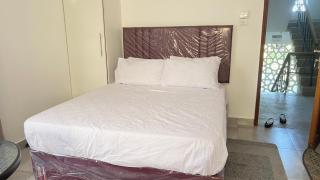 Strawberry apartments - 4