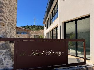 Le Mas d'Antonegre, demeure d'exception, sud de France - 9