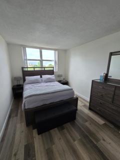 Luxury Beach Access Oasis - Pompano Beach - 2