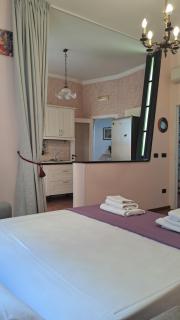 Trinita' Maggiore Home/ Historic Center - 7