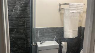 Studio with private shower and toilet - Hadleigh - 7