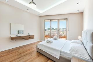 Urban Oasis 1 bedroom Apartment 500mbs - 2