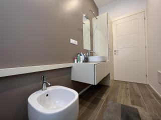 Comodo Appartamento con 2 Camere - Riccione - 4