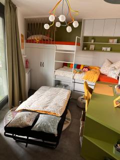 DH Family and Whirlpool Premium Apartment 3kk, 2x SmartTV-NETFLIX, Big Terrace and Free Parking - 5