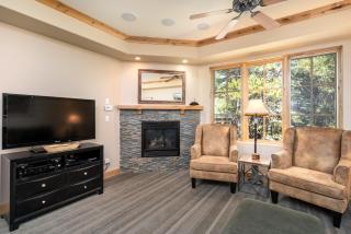 Luxurious Modern Condo! - SM #207 - Bear Valley - 9