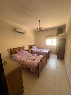 frist line villa in telal elsokhna - Ain Suchna - 9