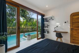 Bohemian 3BR Design Villa in center of Canggu - Canggu - 7