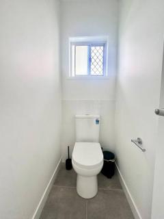 Belleview Home - Brand New 4 Bedroom House near Ipswich - Ripley - 7