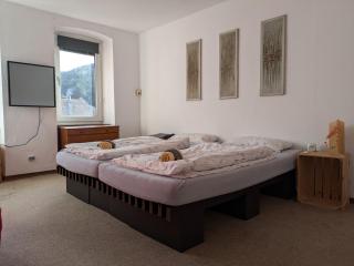 Monkey Factory - Mini Home-Stay Hostel - Traben-Trarbach - 7