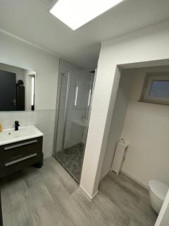 Erlenbach Ortsrand am Kayberg - 5