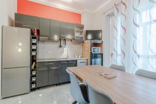 GuestHost - MM Carducci Comfy Apartment with Terrace - 9