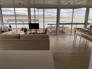 Moonshine - Hermanus - 1