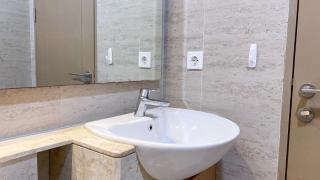 Spacious and Comfort Stay 3BR at Gold Coast Apartment By Travelio - Jakarta - 2