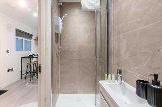 Cozy Vibes Minimalist Studio Stay - Londra - 6