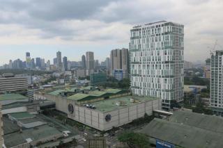 Araneta City Cubao , Manhattan Plaza Corner Unit With Amazing View From The 19th floor - Manila - 2
