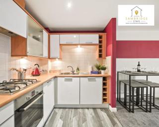 Aylesbury Central - 2 Bedroom Serviced Apt in Aylesbury By Sambridge Stays - Buckinghamshire - 9