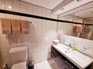 MOM - Alpine Boutique Apartments, Romantica, near Grindelwald Terminal - 1
