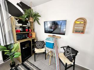 Beachfront Ocean Drive South Beach Miami - 6