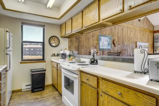 6 Mi to Winter Park Resort Fraser Condo with Pool - 2