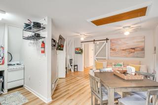 Epic Brunswick Apartment with Deck! - 3