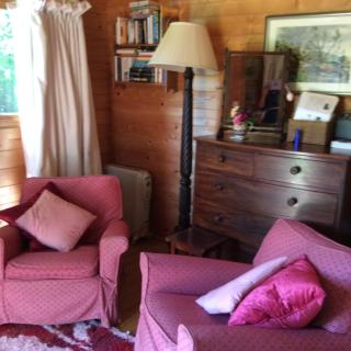 Sleeps2- WiFi - Walkers Paradise - South Facing - 5