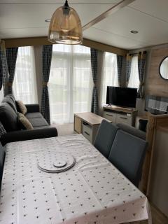 Ramsey 7 caravan kiln park Tenby - 2