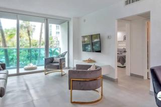 PROMO Komffy Beach home 1Bed 1Bath wKing bed at Sian 2nd floor - Hollywood - 5