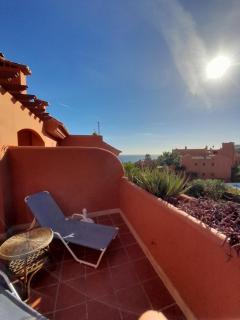 APARTAMENTO DUPLEX con piscinas y MARAVILLOSAS VISTAS AL MAR - Estepona - 7