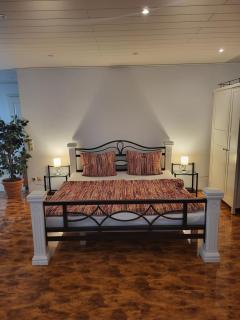 Ferienapartment Schlummerhausen für bis zu 5 Personen, Haustiere willkommen und kostenfrei, mit Einbauküche, WLAN, Smart-TV, Alexa - Beilstein - 8