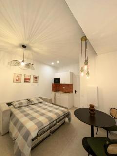 Studio Cocon - Entièrement rénové - 4 couchages - 600m de la Gare de Cannes - 3