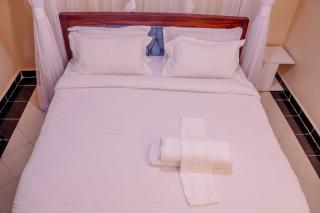 Dayo Suites and Hotel - Nairobi - 7