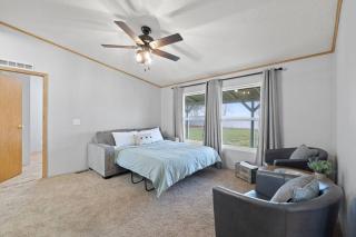 Acres of Private & Spacious Country Escape! - 2