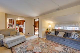 Chautauqua Lake Access Waterfront Cottage with Dock - 7