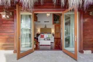New Cap Cana Tropical Villa at Punta Espada With Private Cook, Housekeeping, Exclusive Beach Club Access - Punta Cana - 1