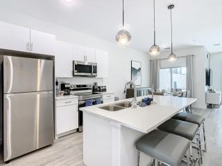 6BR Oasis w Pool, BBQ and Nintendo - Near Disney - Davenport - 2
