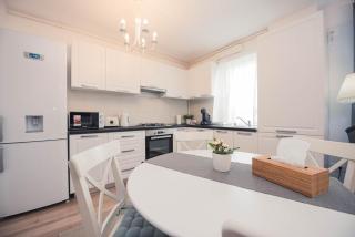 White Mood Apartment Brasov - Brasov - 7