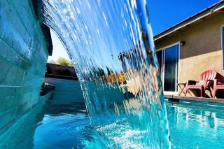 Happy Hour & Sunshine - Indio - 2