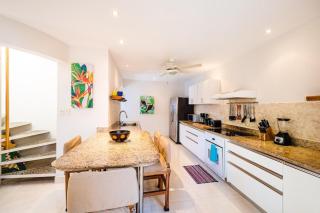 Lush Jungle Paradise - Walk to Beach - Potrero - 7