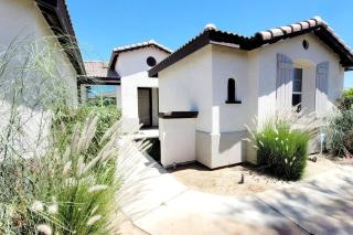 Splendid Vacation Home! Pool, Spa, 2 masters! - Indio - 7