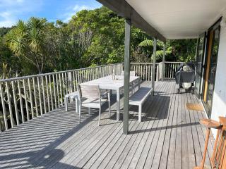 Picturesque Waikawa - Picton Holiday Home - Picton - 9